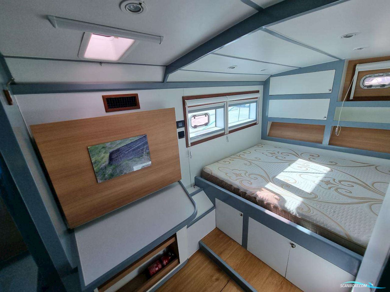 Squalt Marine International CK64