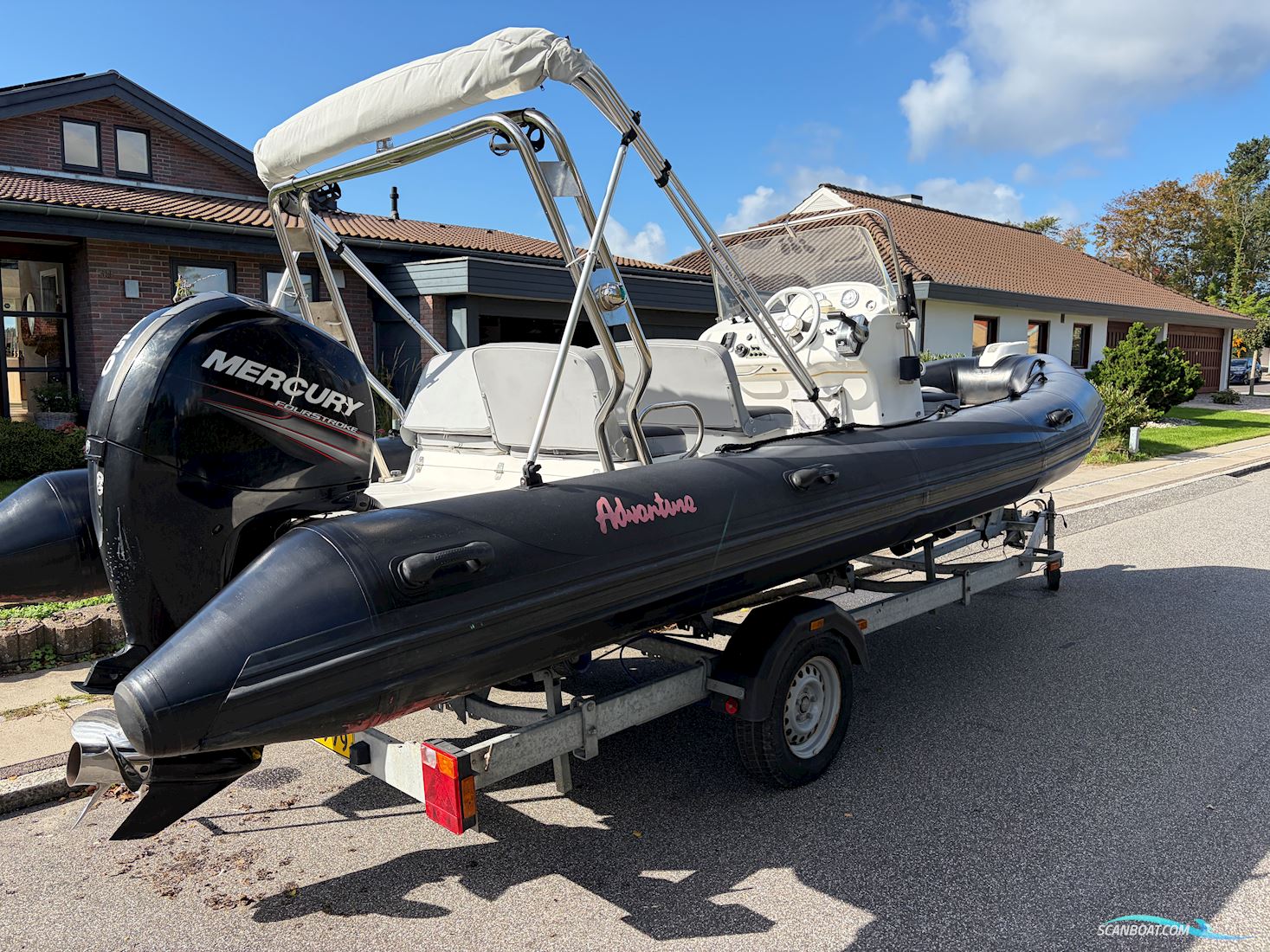 Adventure V-650 inkl. trailer