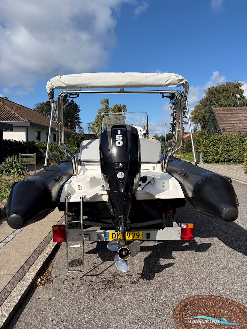 Adventure V-650 inkl. trailer