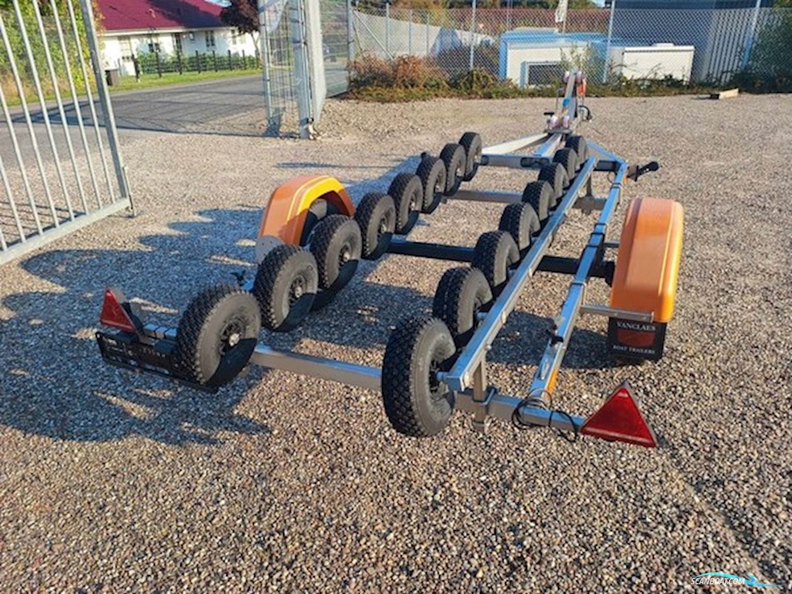 ! Inflate 750 Vanclaes - Tiptrailer NY!