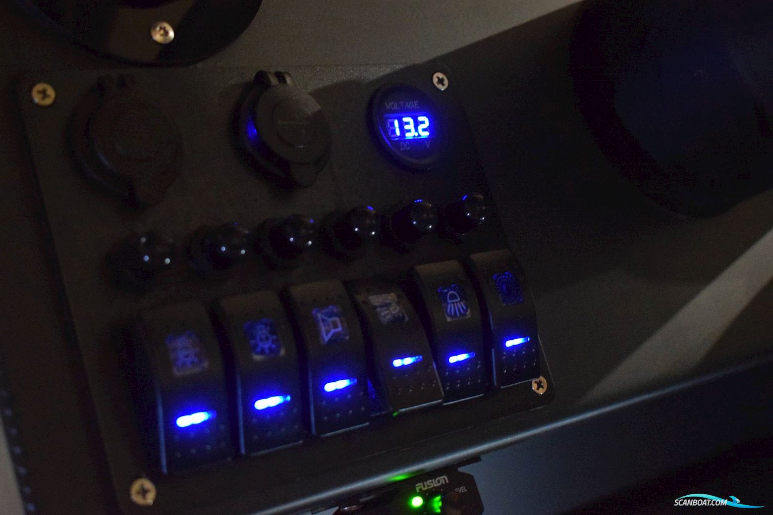 Aqua Spirit 7.0 Cruise - 200 HK Yamaha/Udstyr