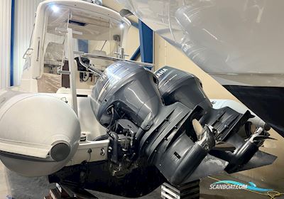 Aquapro Rider 900 Gummibåd / Rib 2004, med 2 x Yamaha FL150AE Med Rostfria Propellrar motor, Sverige