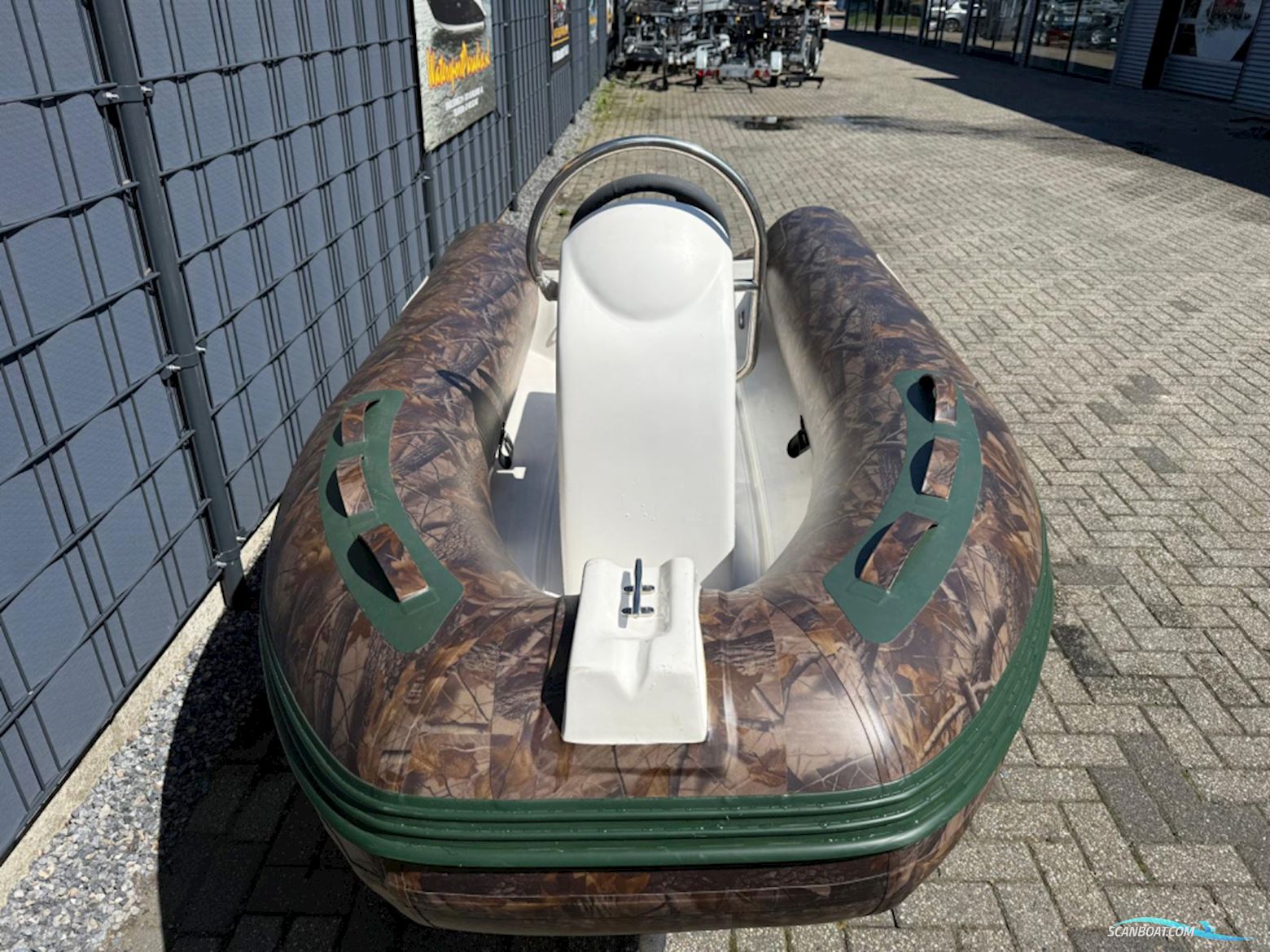 Belua Rib 300