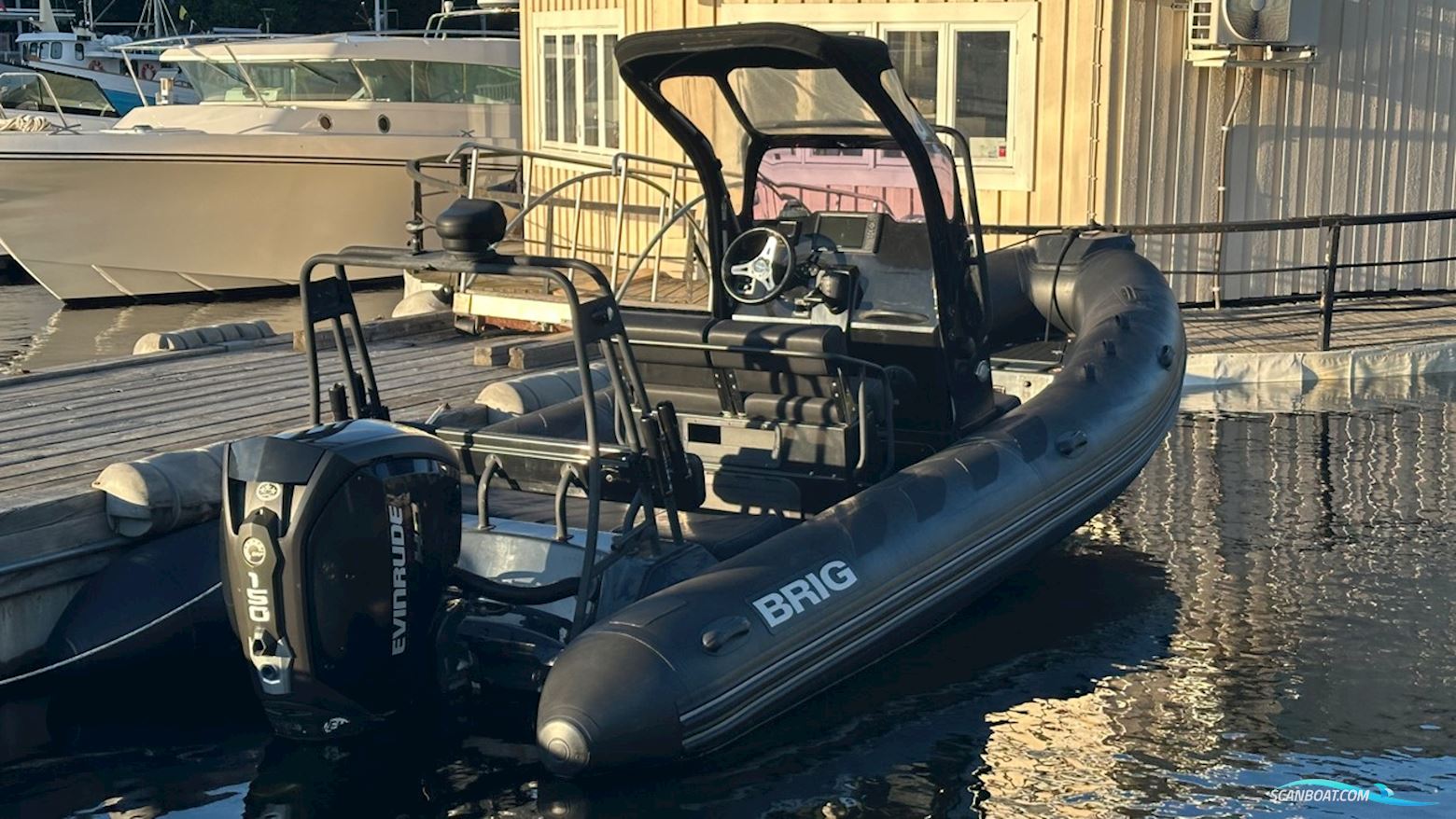Brig Navigator 610