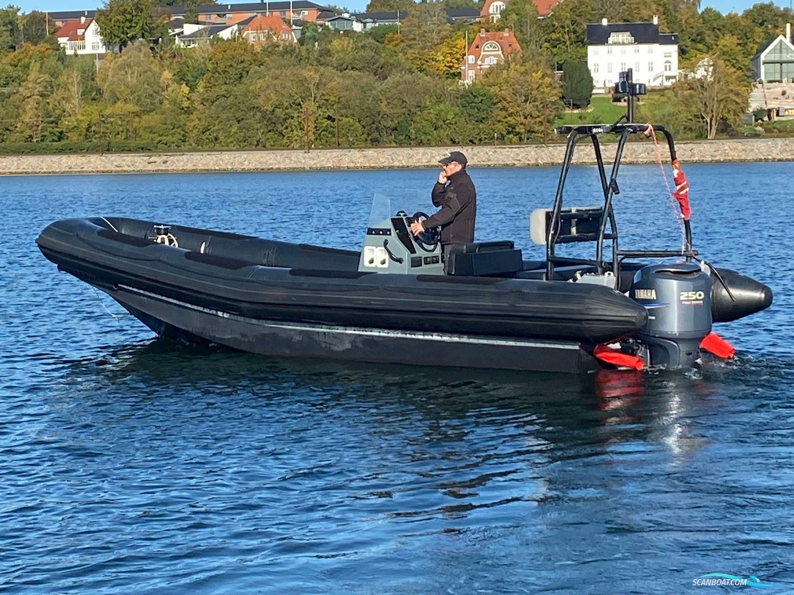 Carson RIB 7,5 meter med 250 HK Yamaha