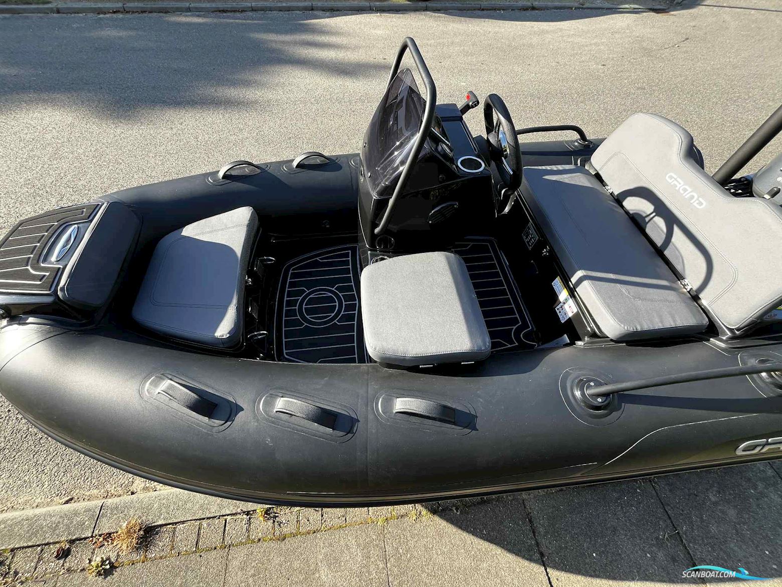 Grand G340N med 40 hk Yamaha