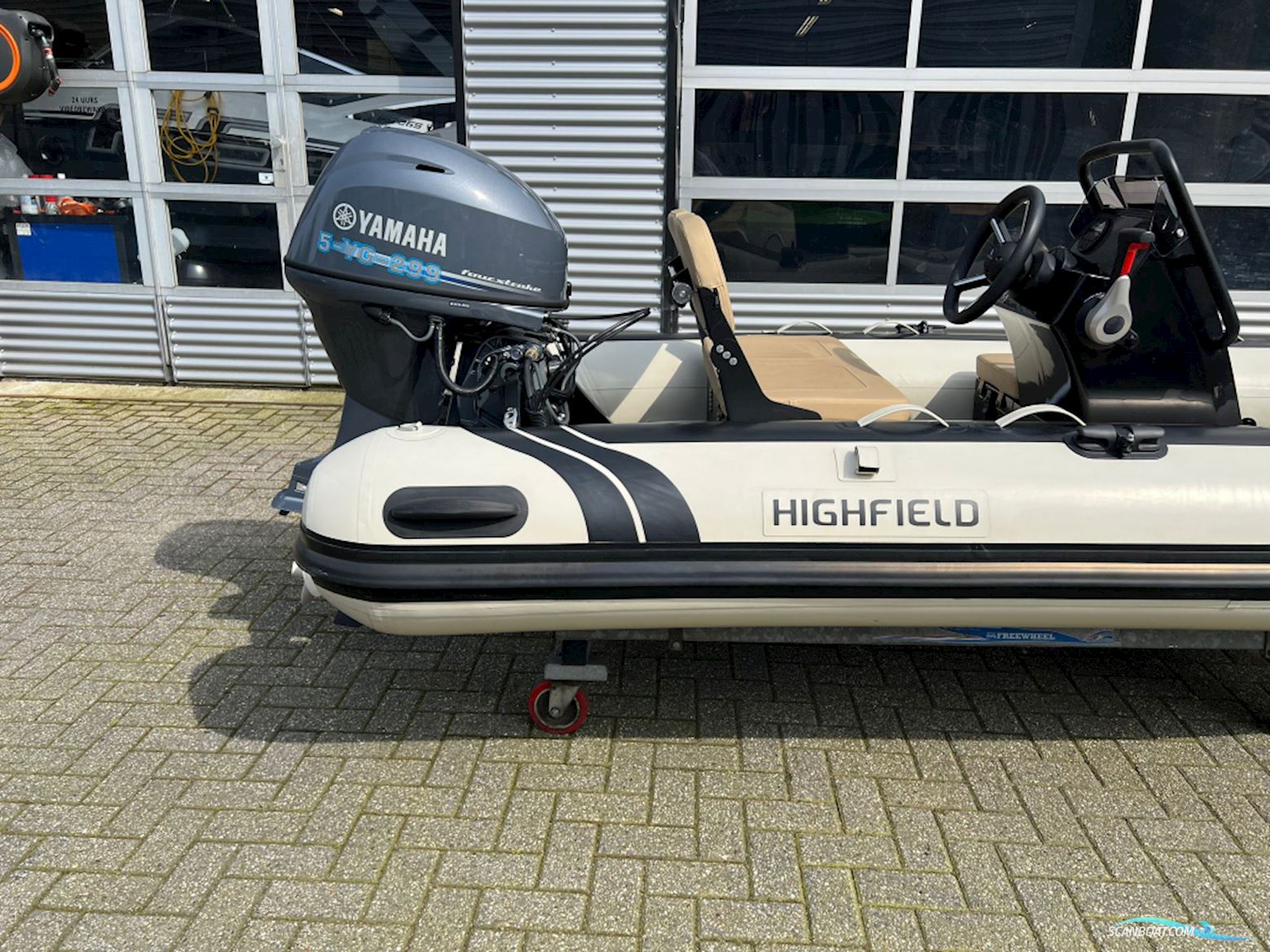Highfield CL 380
