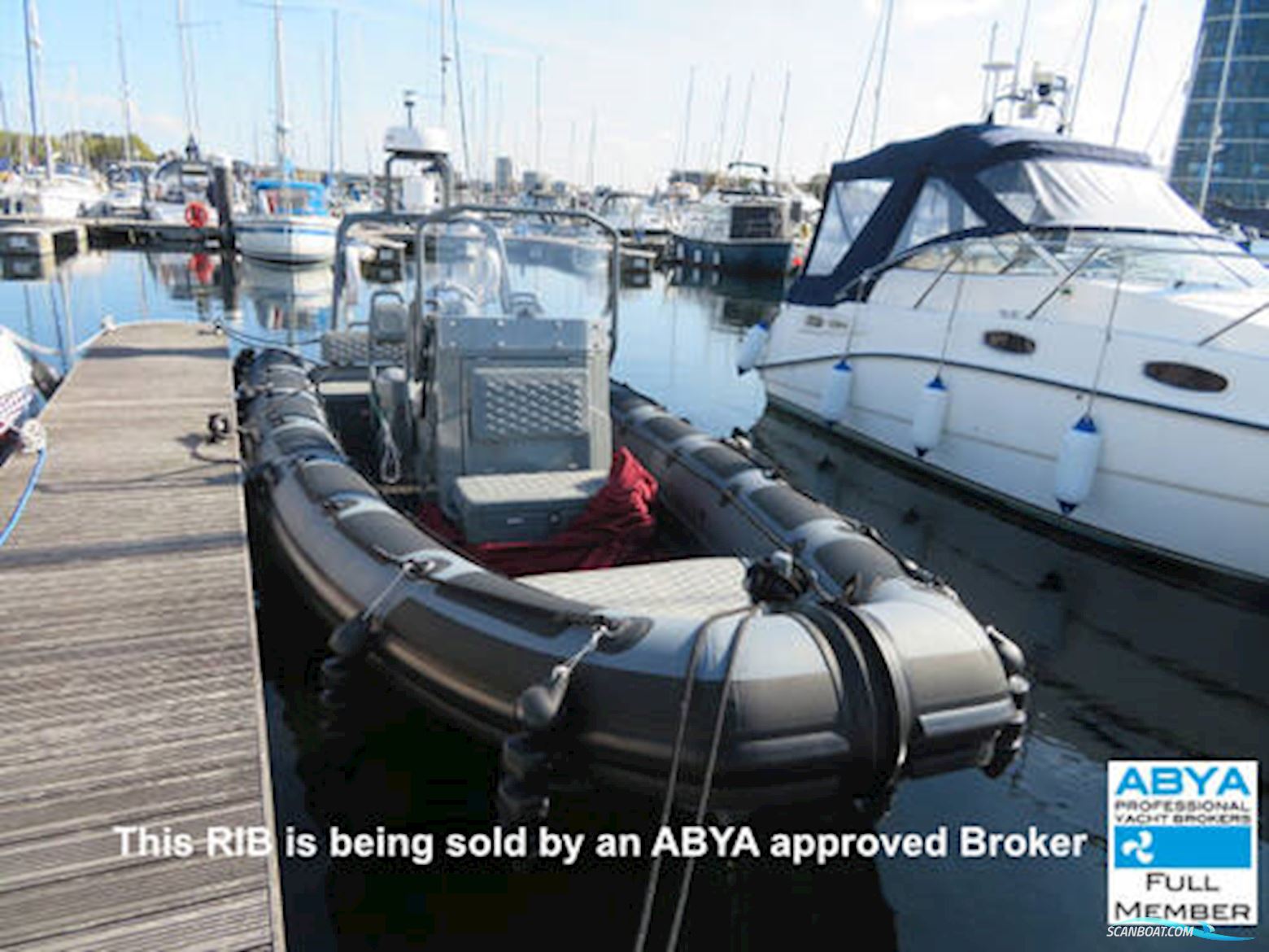 Highfield Patrol 700 Gummibåd / Rib 2022, med Honda motor, England