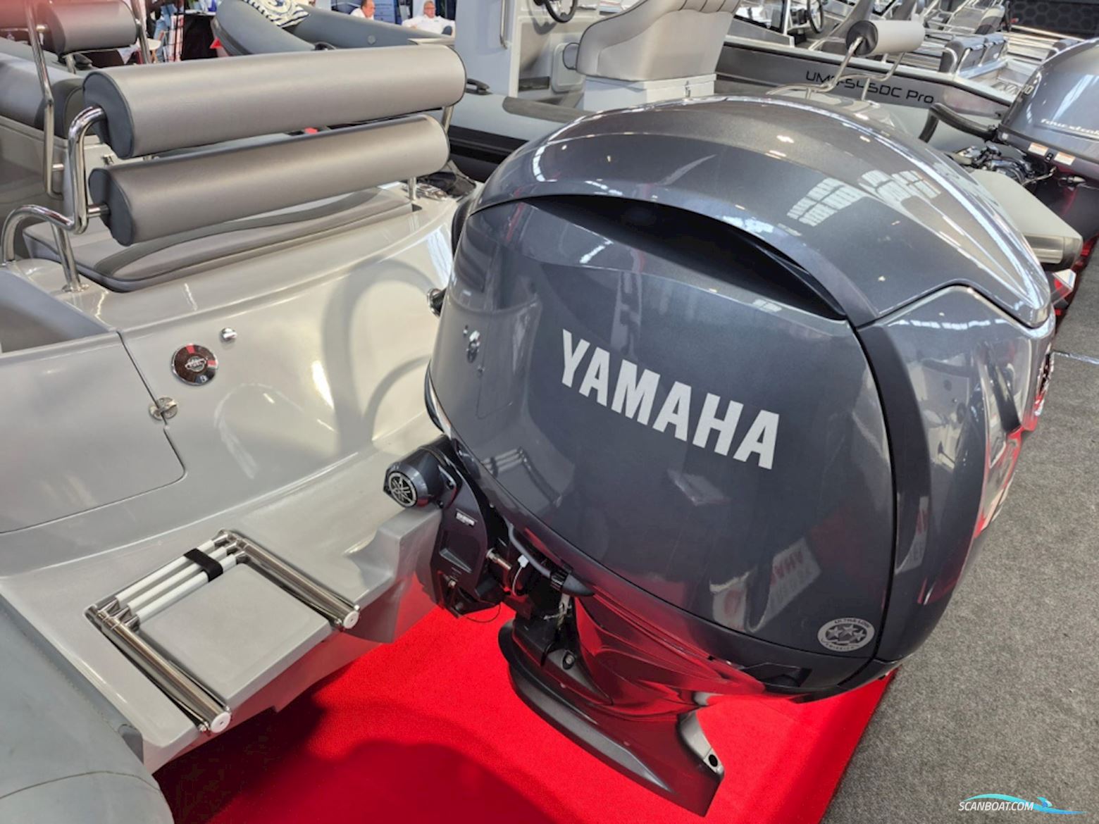 HYDROSPORT 737