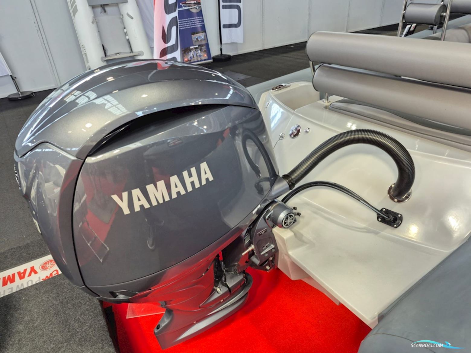 HYDROSPORT 737