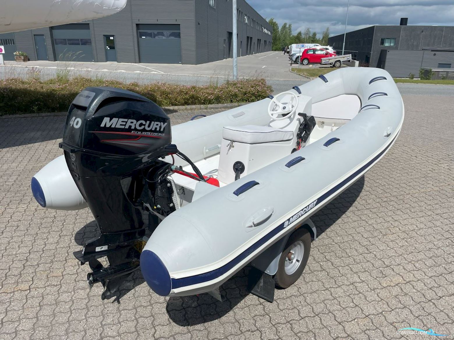 Mercury 420 Ocean Runner Rib