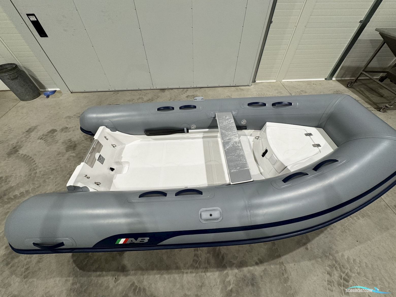 Navigo 10 VS Neptune Grey W Blue Line Gummibåd / Rib 2021, Danmark