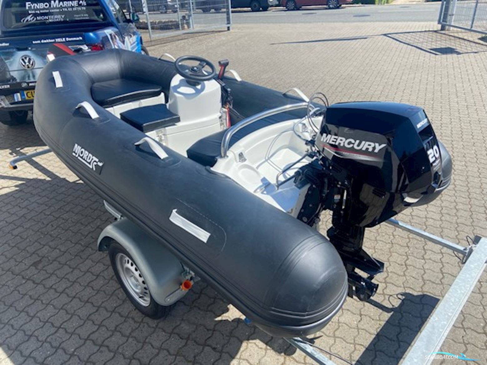 Njord Frigg 300, Mercury F15/20 Efi