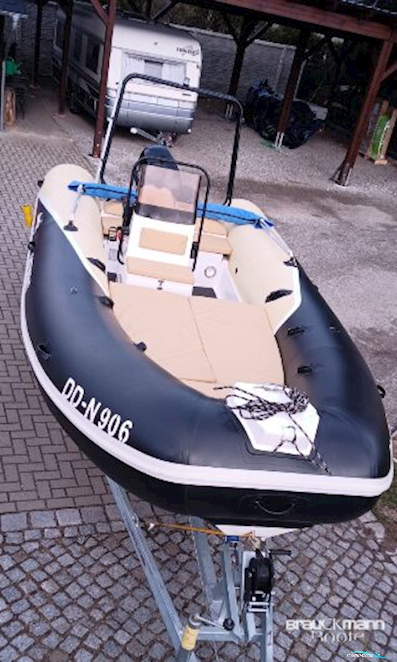 Ocean Bay 590