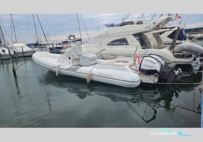 Oromarine S11 Gummibåd / Rib 2010, med Evinrude motor