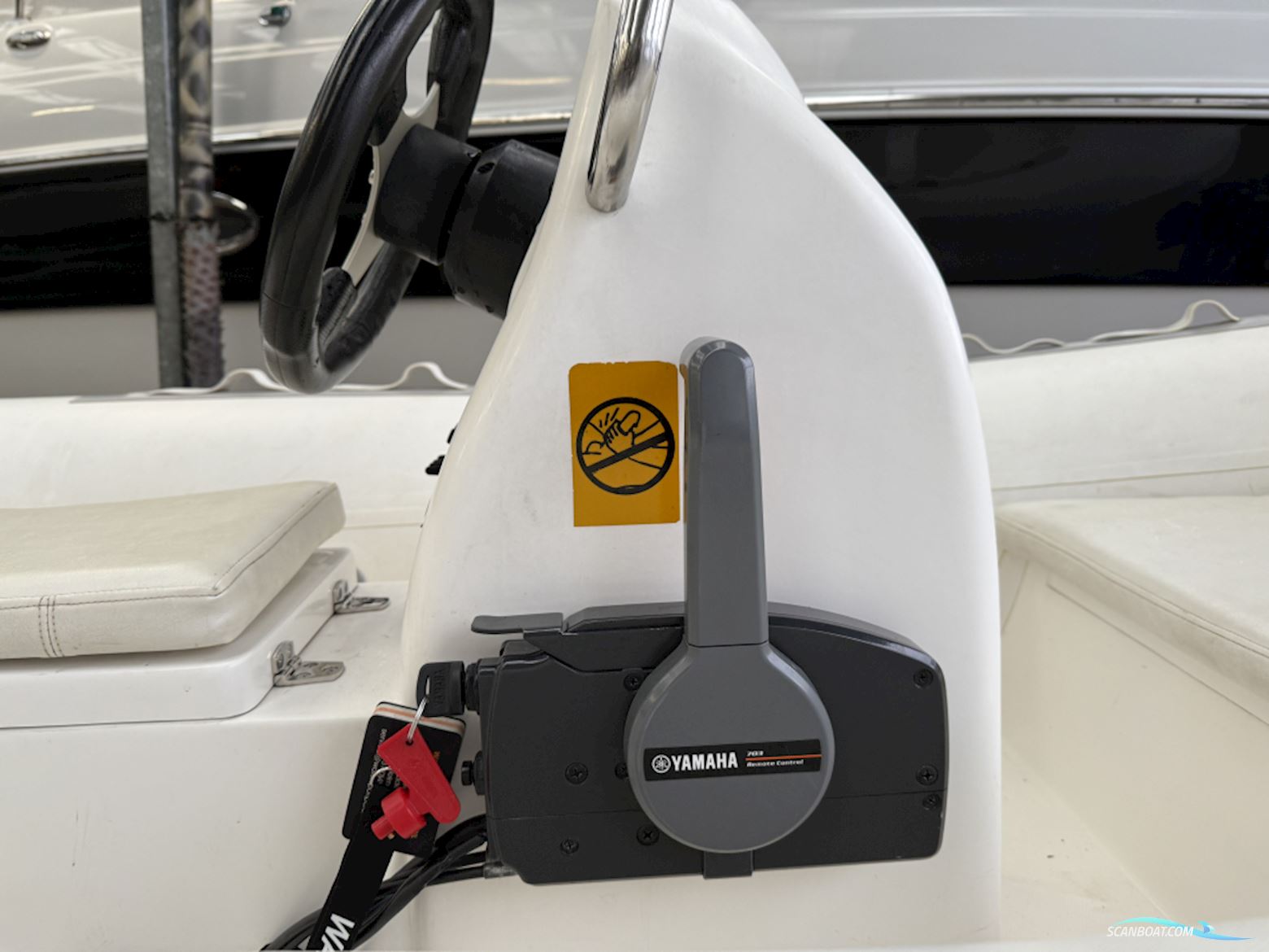 Sea Rib 390