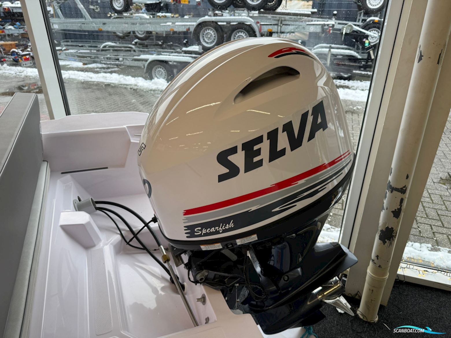 Selva D.570