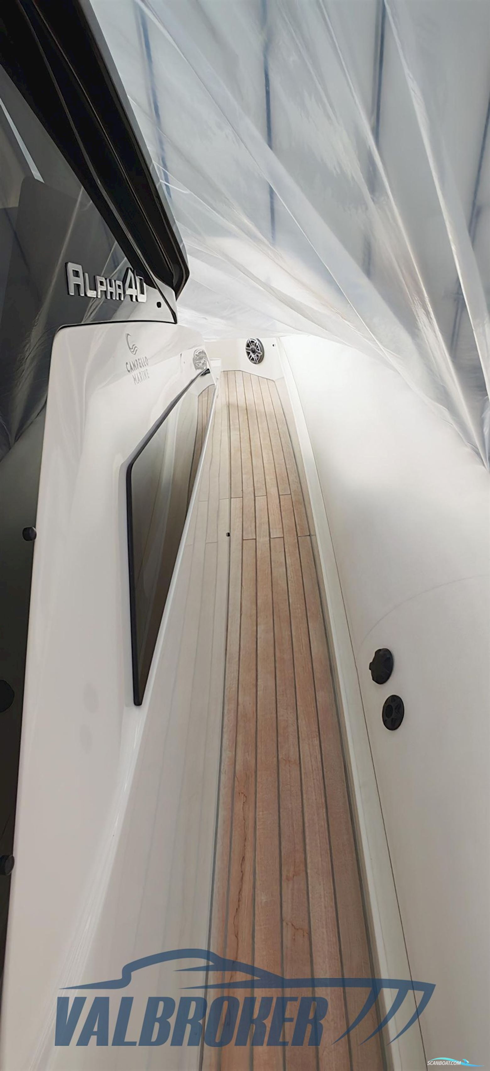 Technohull Alpha 40