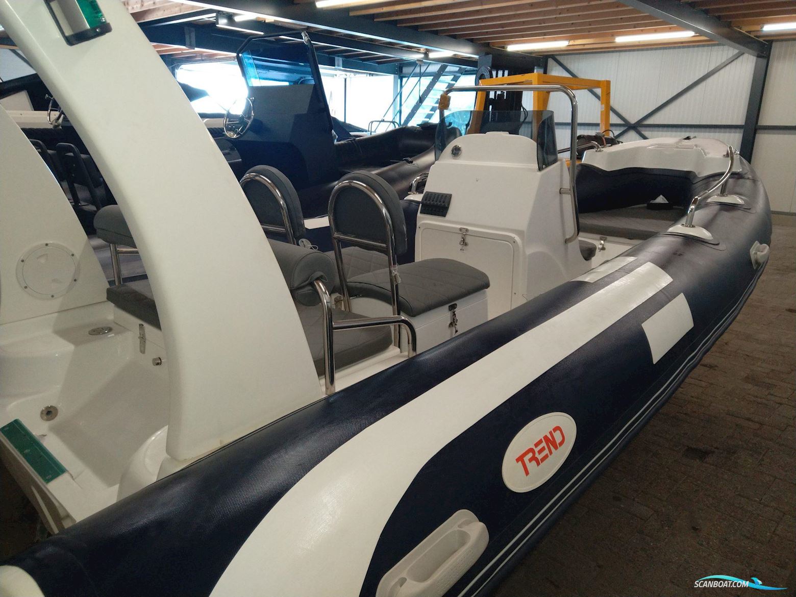 Trend 520 Rib