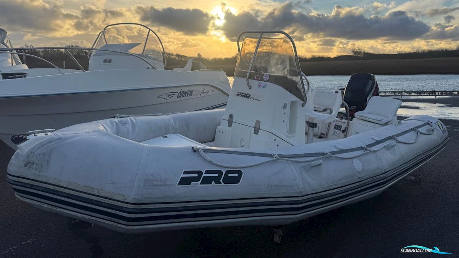 Zodiac 550 Pro Gummibåd / Rib 2005, med Mercury motor, Sverige