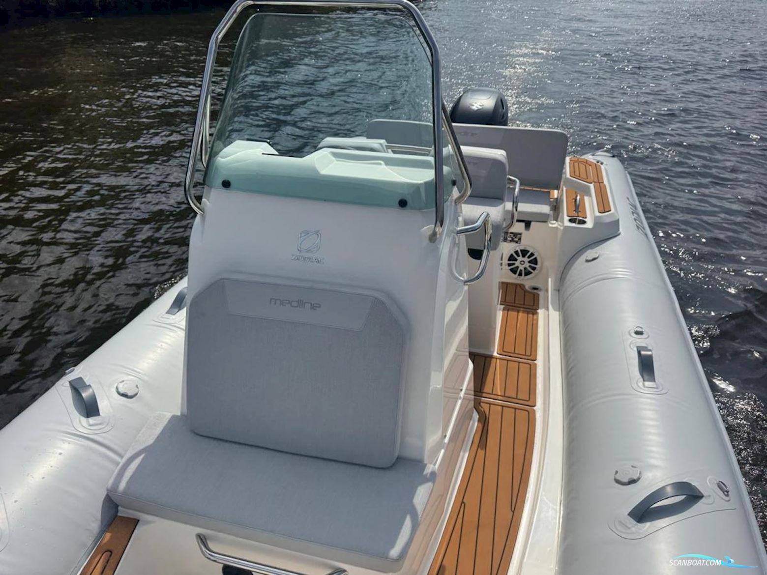 Zodiac Medline 5.8 Rib