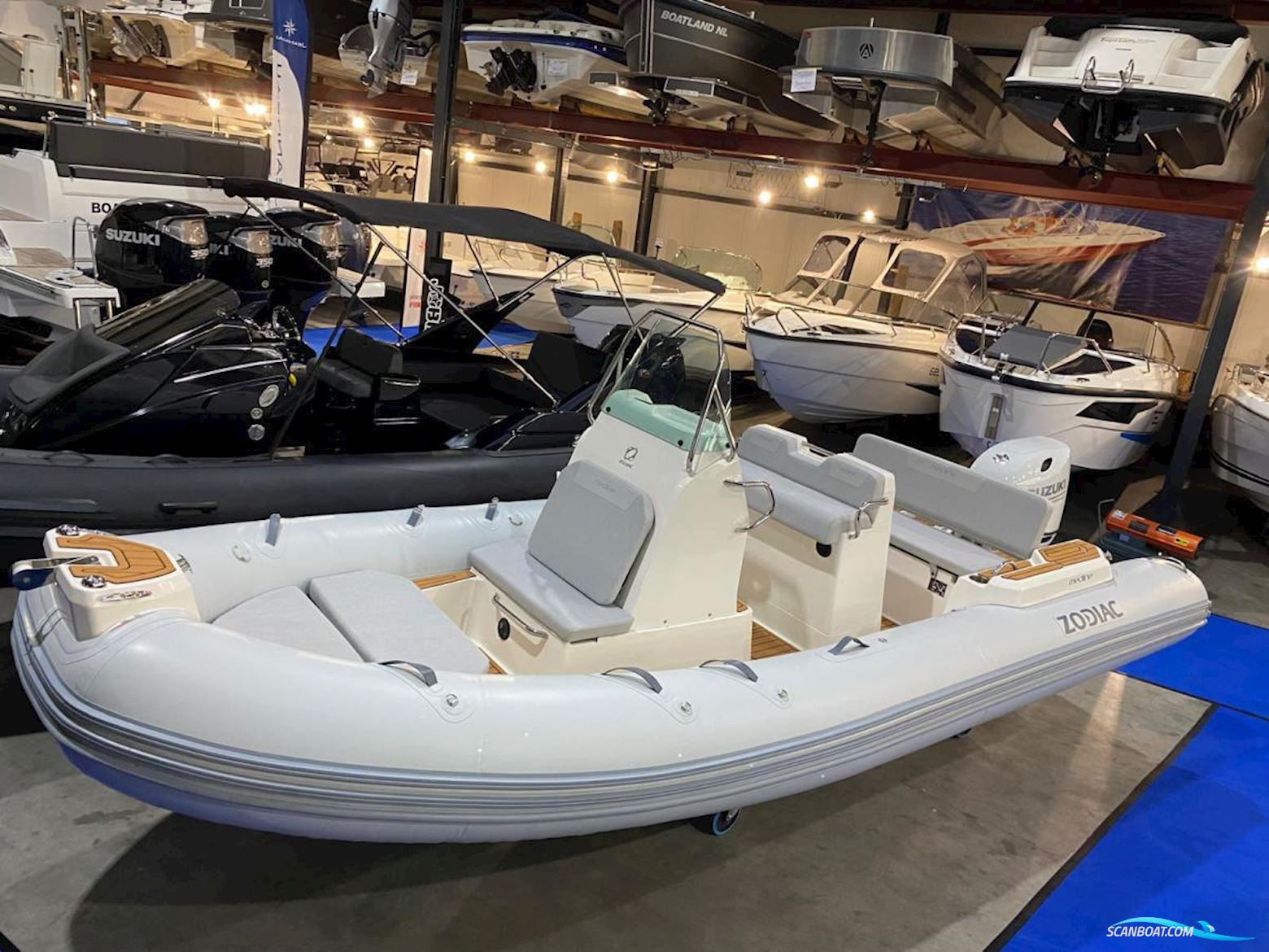 Zodiac Medline 5.8 Gummibåd / Rib 2024, med Suzuki motor, Holland