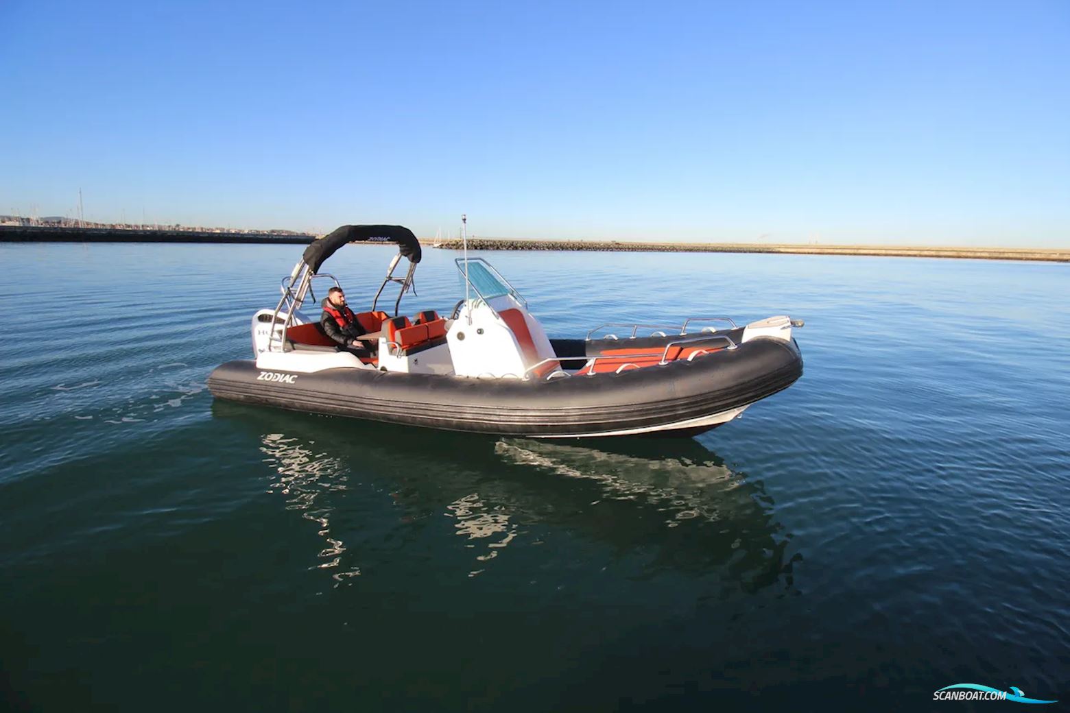 Zodiac Medline 6.8