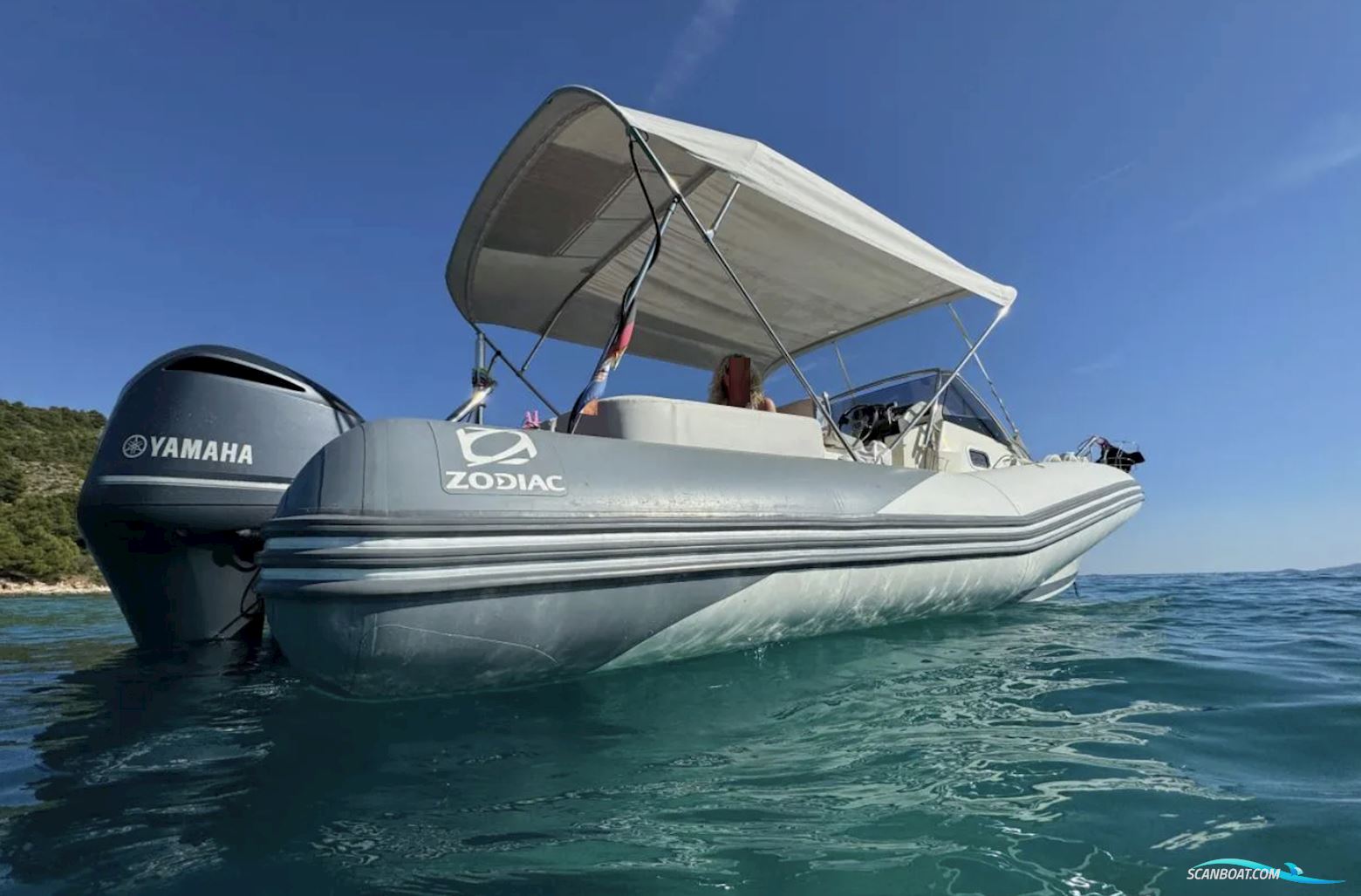 Zodiac NZO 700 Cabin