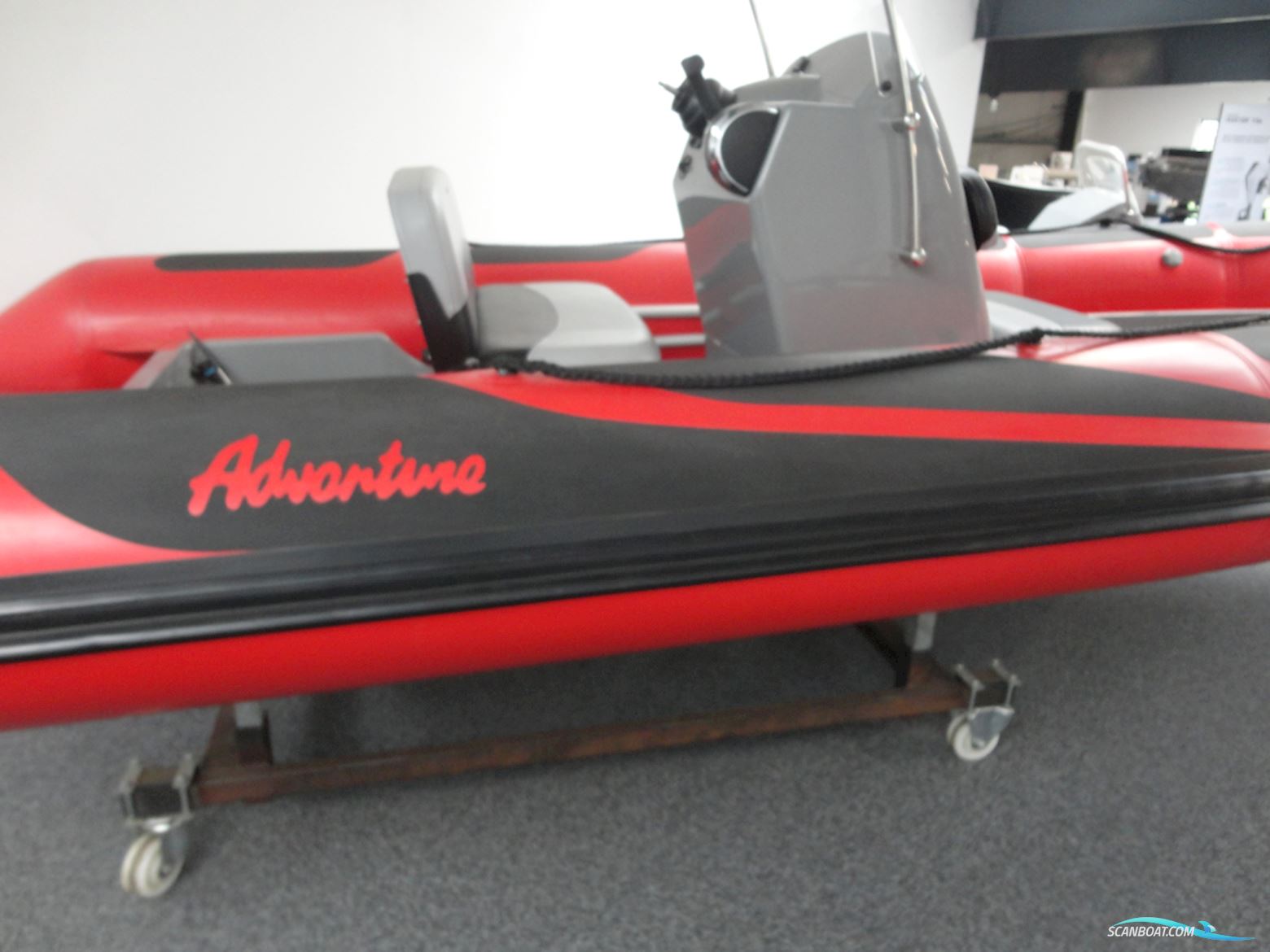 Adventure Vesta 550