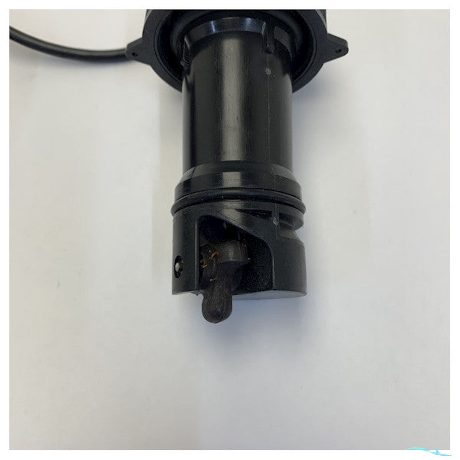 Airmar E26025 Dst800 Tru-Hull Smart Sensor