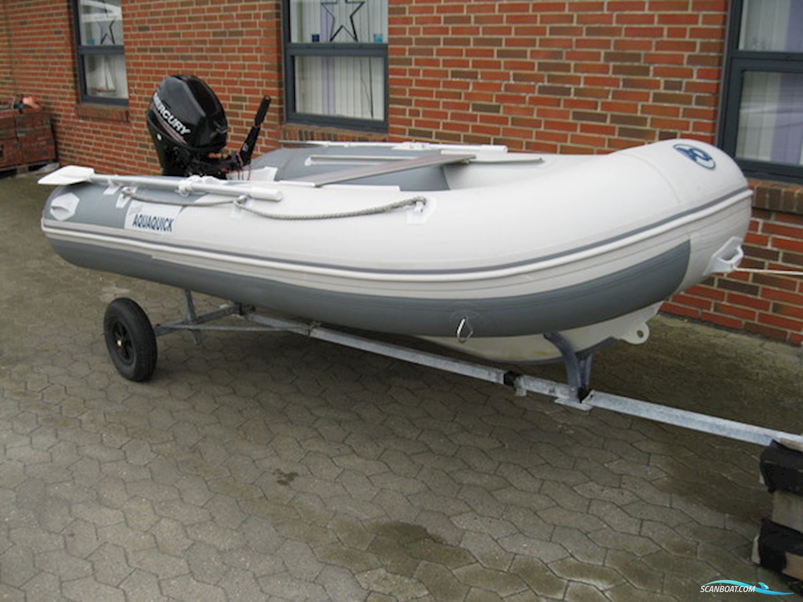 Aquaquick 320 SeaRover m/Mercury F9,9 hk MH 4-takt