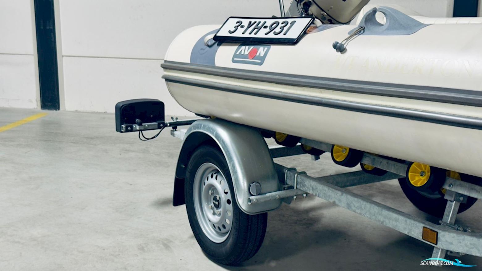 Avon 315 Rib
