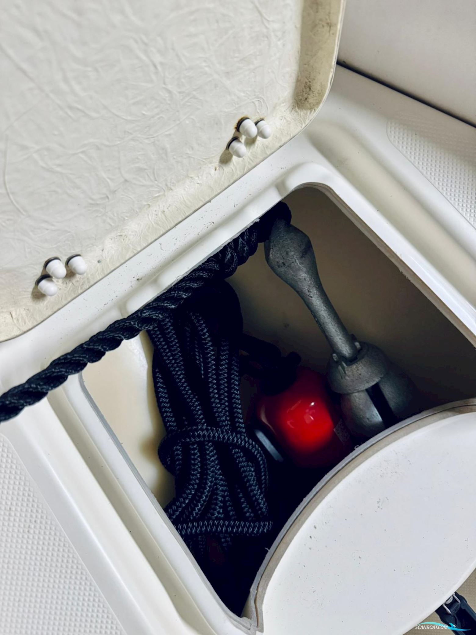Avon 315 Rib