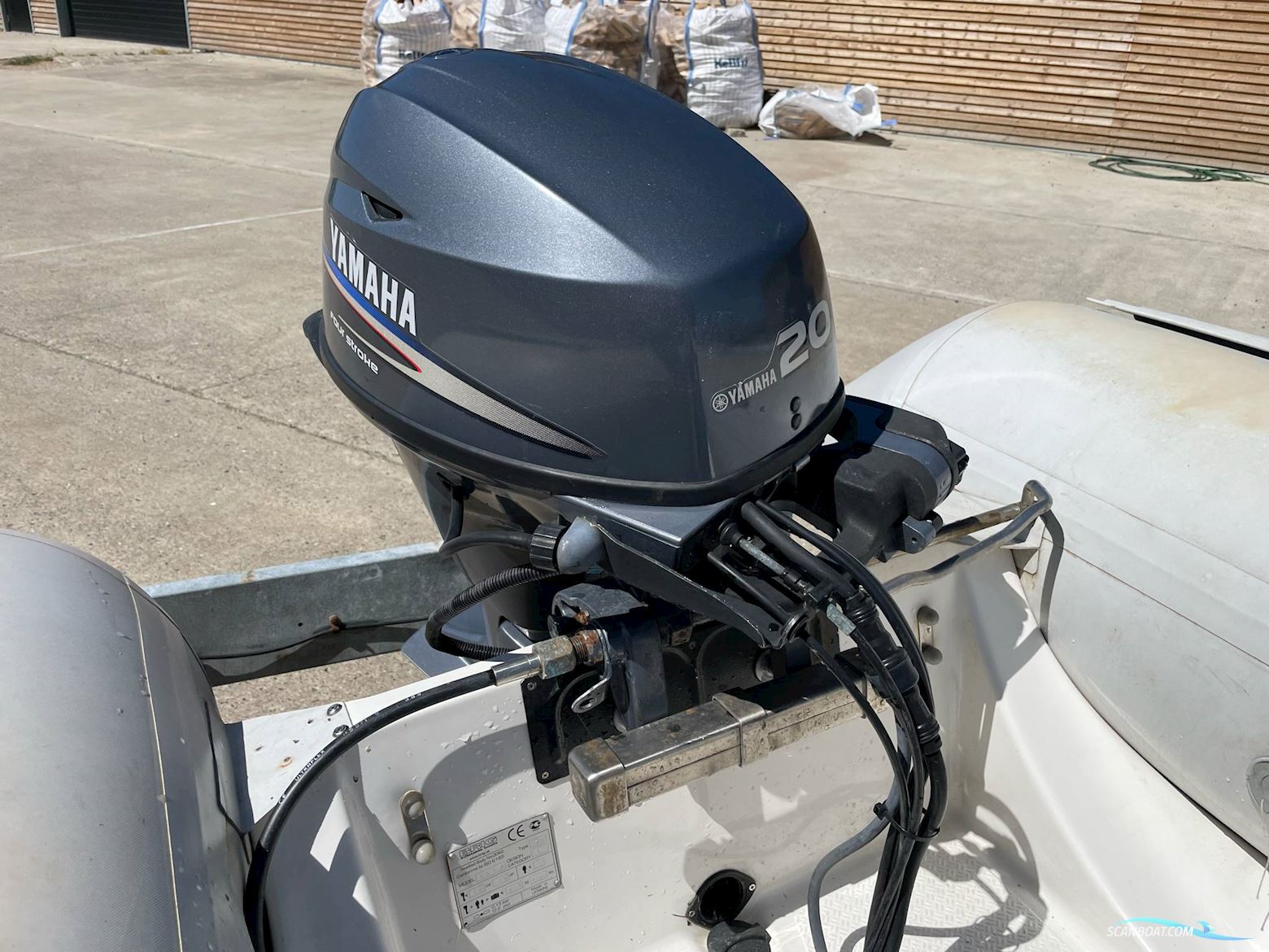 Brig 330 sport med 20 hk Yamaha