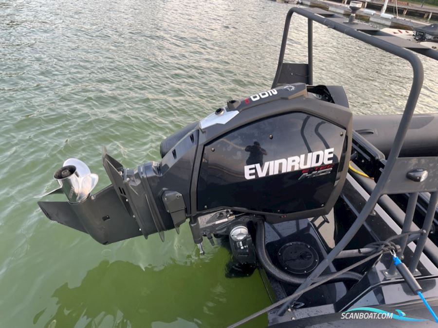 Brig Navigator 700