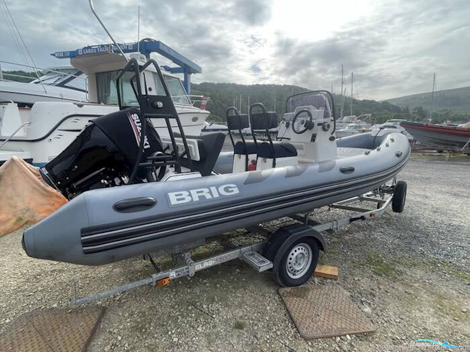 Brig Ribs 570