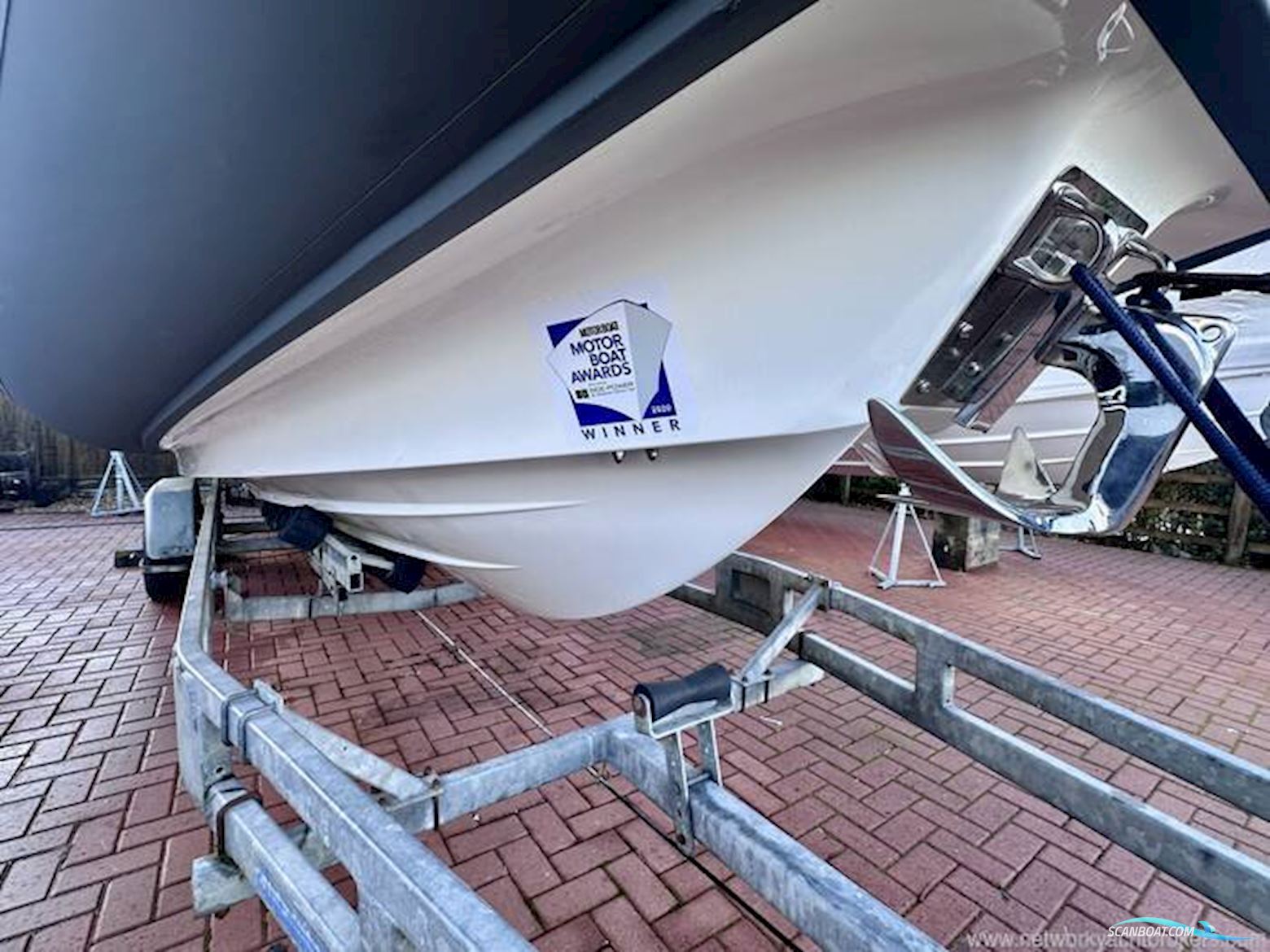 Brig Ribs Eagle 8
