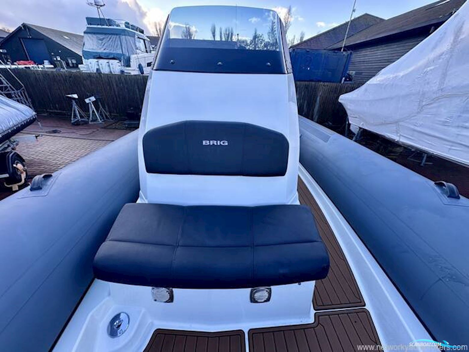 Brig Ribs Eagle 8
