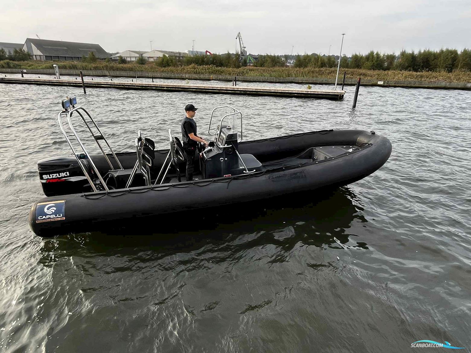 CAPELLI 7,5 RIB med 300 hk