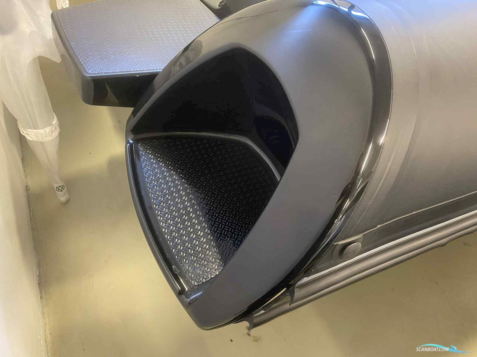 Grand G580 Goldenline Med Demomotor Yamaha F115