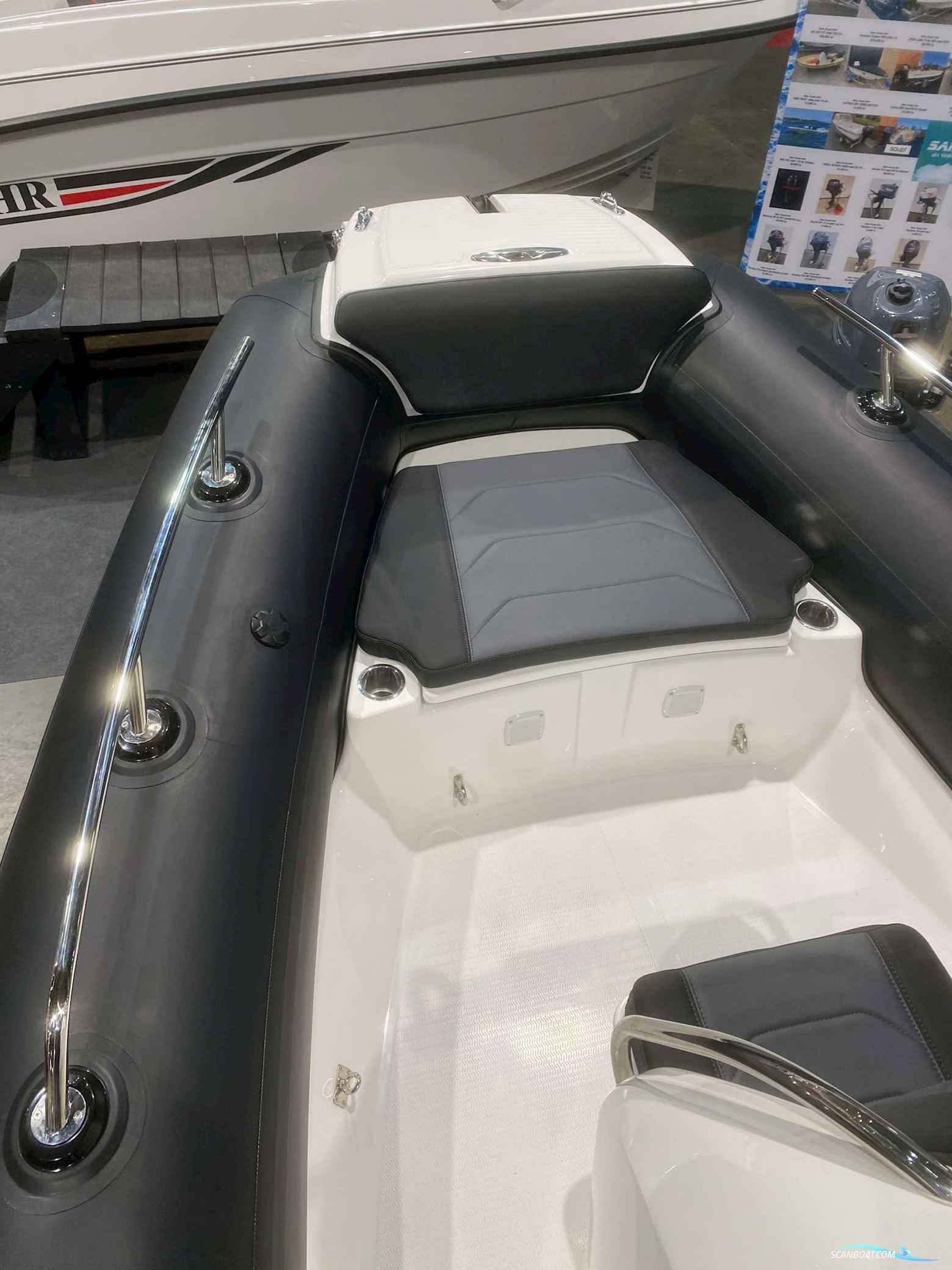 Grand G650 med DEMOMOTOR Yamaha F130 til OMGÅENDE LEVERING