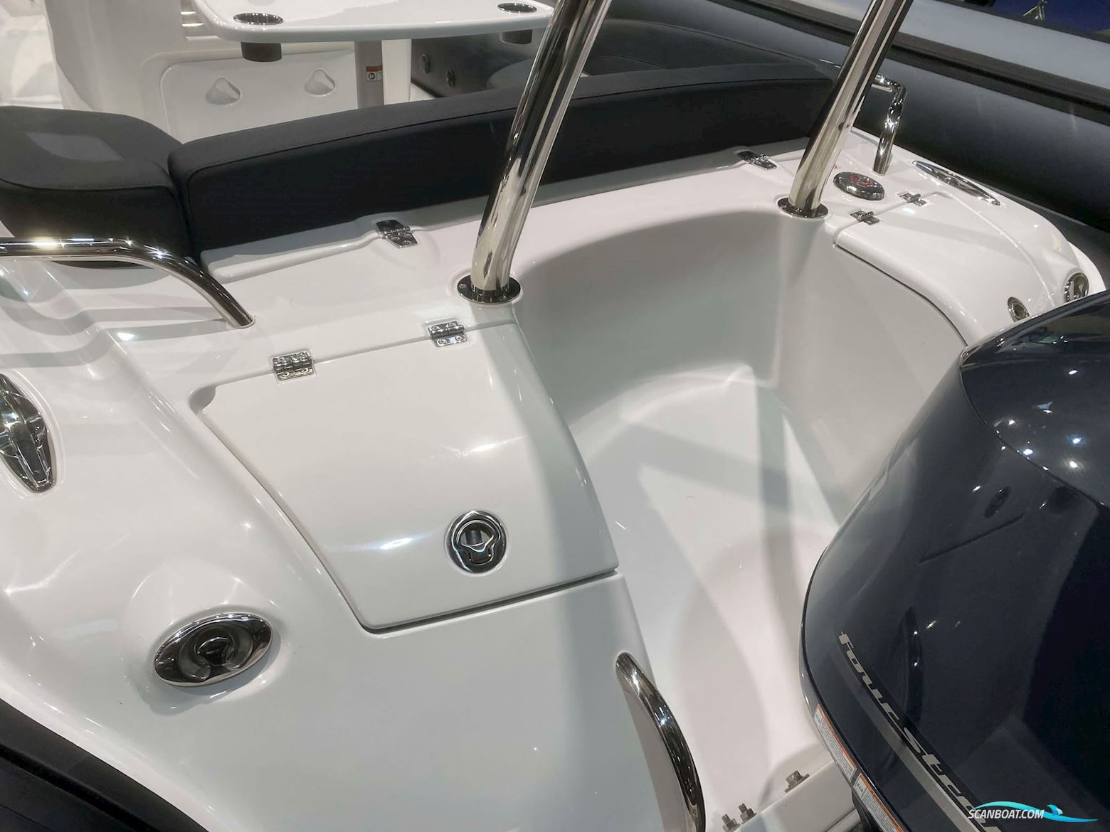 Grand G650 med DEMOMOTOR Yamaha F130 til OMGÅENDE LEVERING