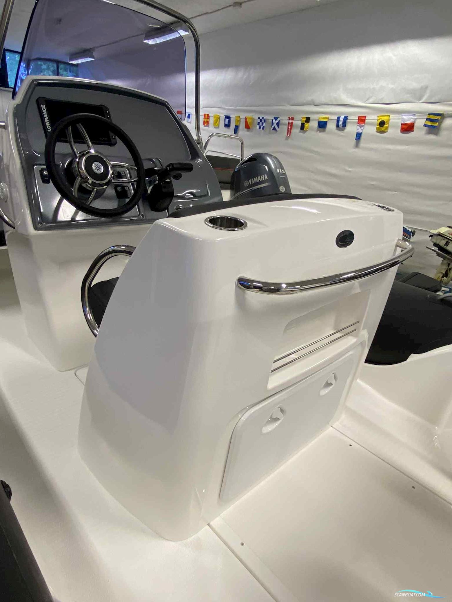 Grand G650 med DEMOMOTOR Yamaha F130 til OMGÅENDE LEVERING