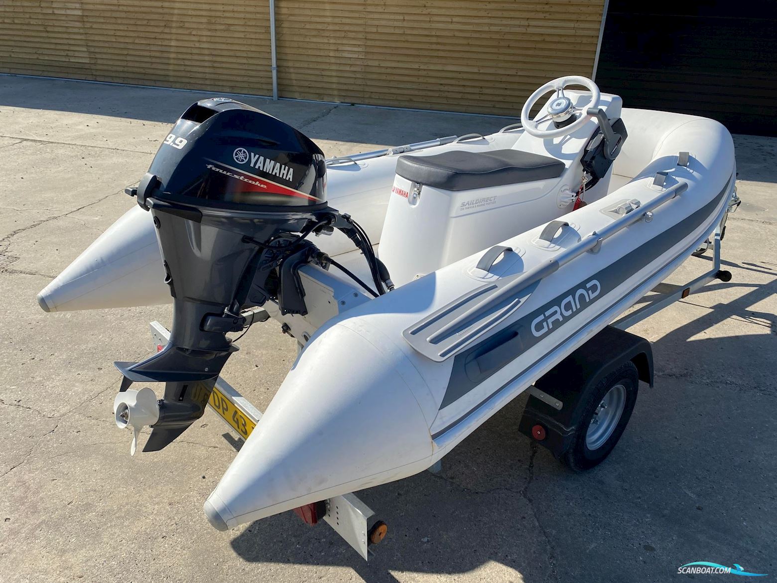 Grand S330 Sport med 20 hk Yamaha