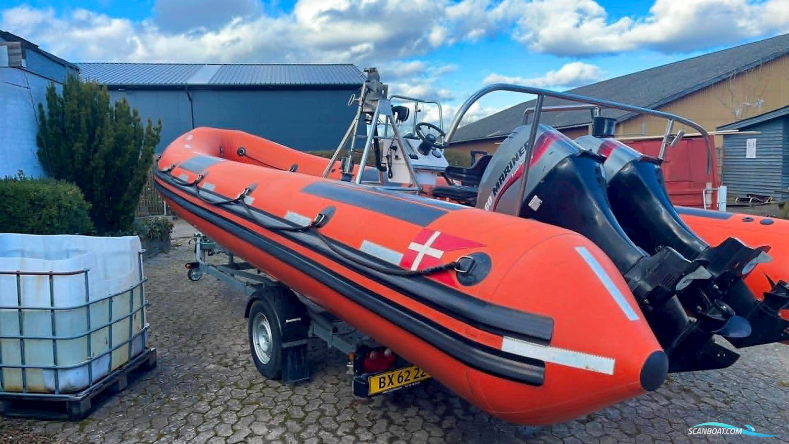 Inflatable Boat (Rib Boat) 7,5m - 2x 60hp Motors