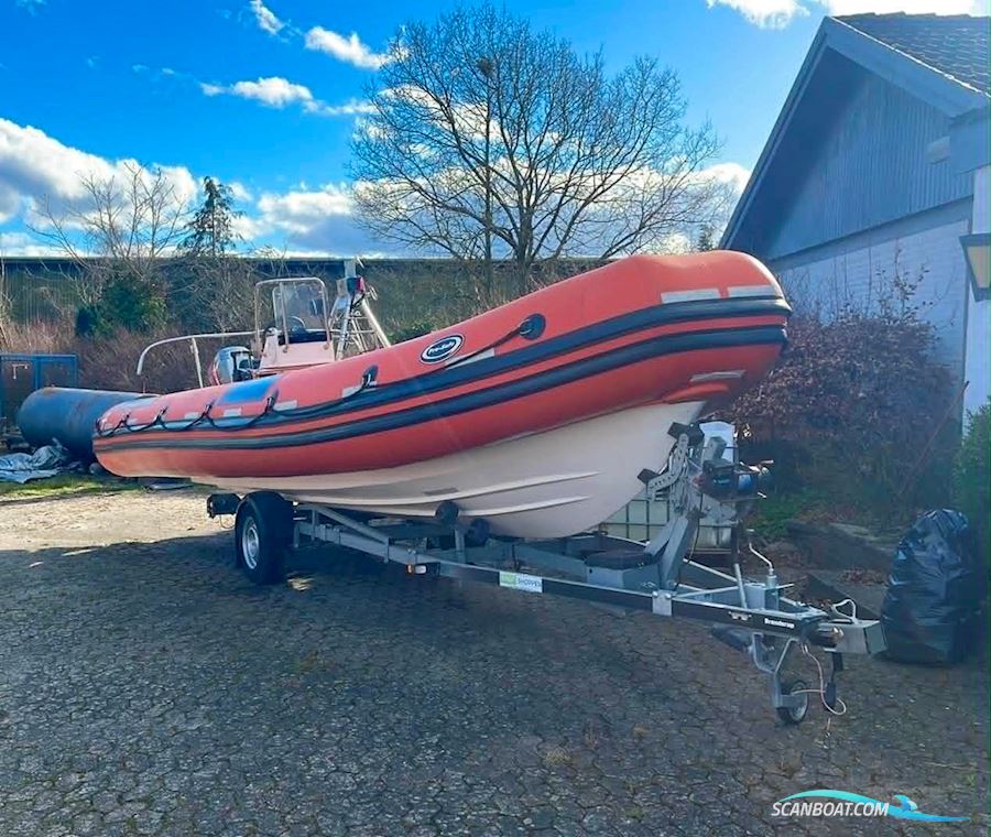 Inflatable Boat (Rib Boat) 7,5m - 2x 60hp Motors