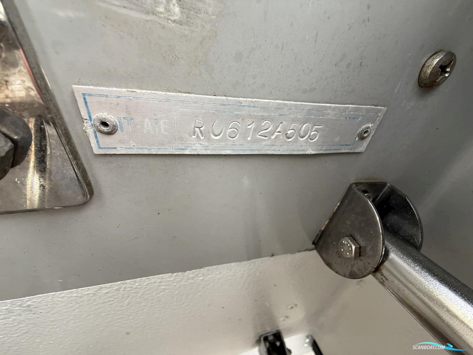 Joker Boat Coaster 580 Med 90 hk Honda