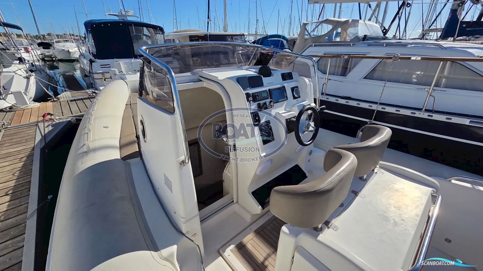 Joker Clubman 28 28 Cabin