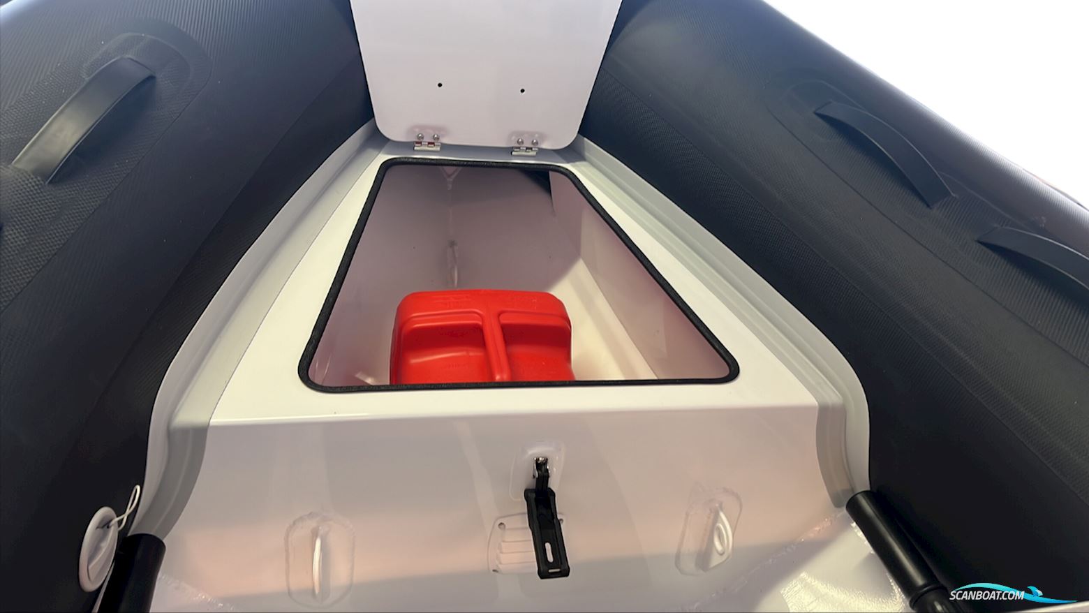 Lammina 9.5 AL - Black Carbon Hypalon