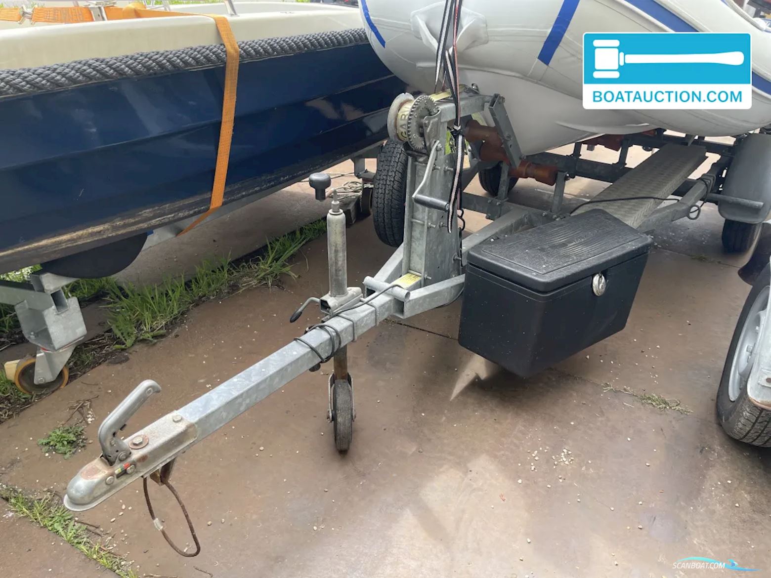 Lodestar 330